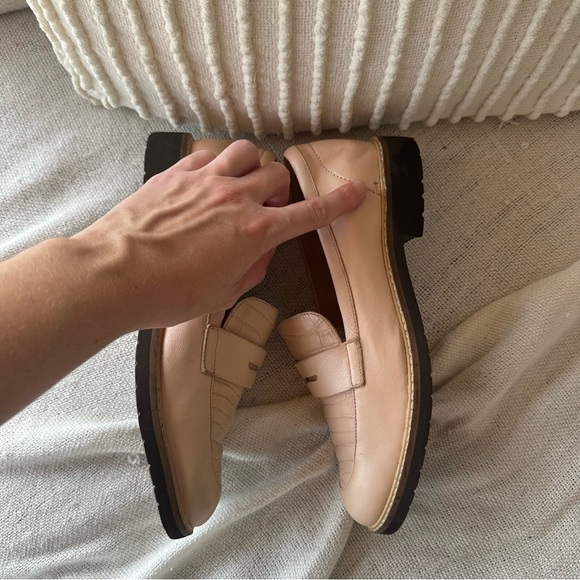 NWOT Rockport Womens Walking Pump in Nude Pink Crocodile SIZE 8 - Picture 5 of 8